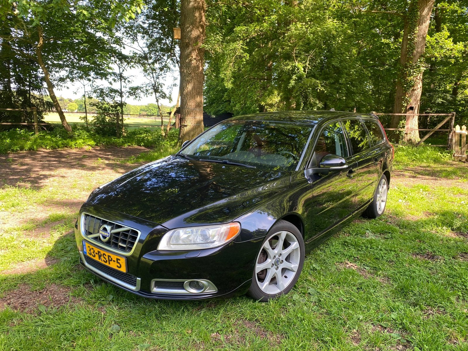 Volvo V70 T6 224KW AWD AUT 2011 Zwart, Auto's, Automaat, 2953 cc, 2000 kg, Stationwagon