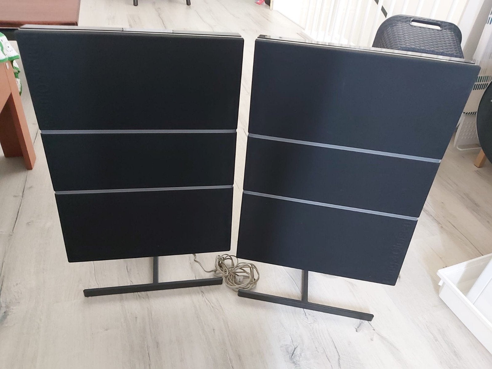 Titel: Bang & Olufsen luidsprekers Beovox 6000 met standaard, Ophalen, Minder dan 60 watt, Front, Rear of Stereo speakers, Overige merken