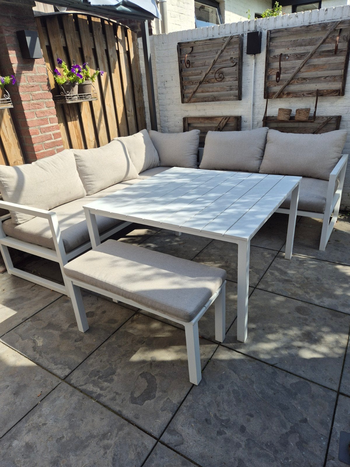 Lounge set 220x240 met eettafel wit metaal incl kussens, Ophalen, Overige materialen, Eettafel