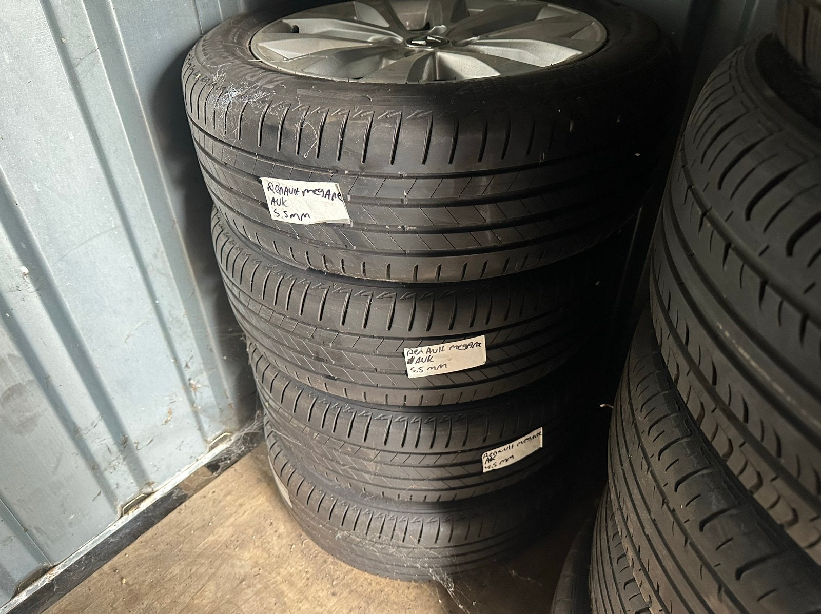Renault Megane Zomerwielen Origineel 16 inch Lichtmetaal, Auto-onderdelen, Ophalen, Gebruikt, 16 inch, Banden en Velgen