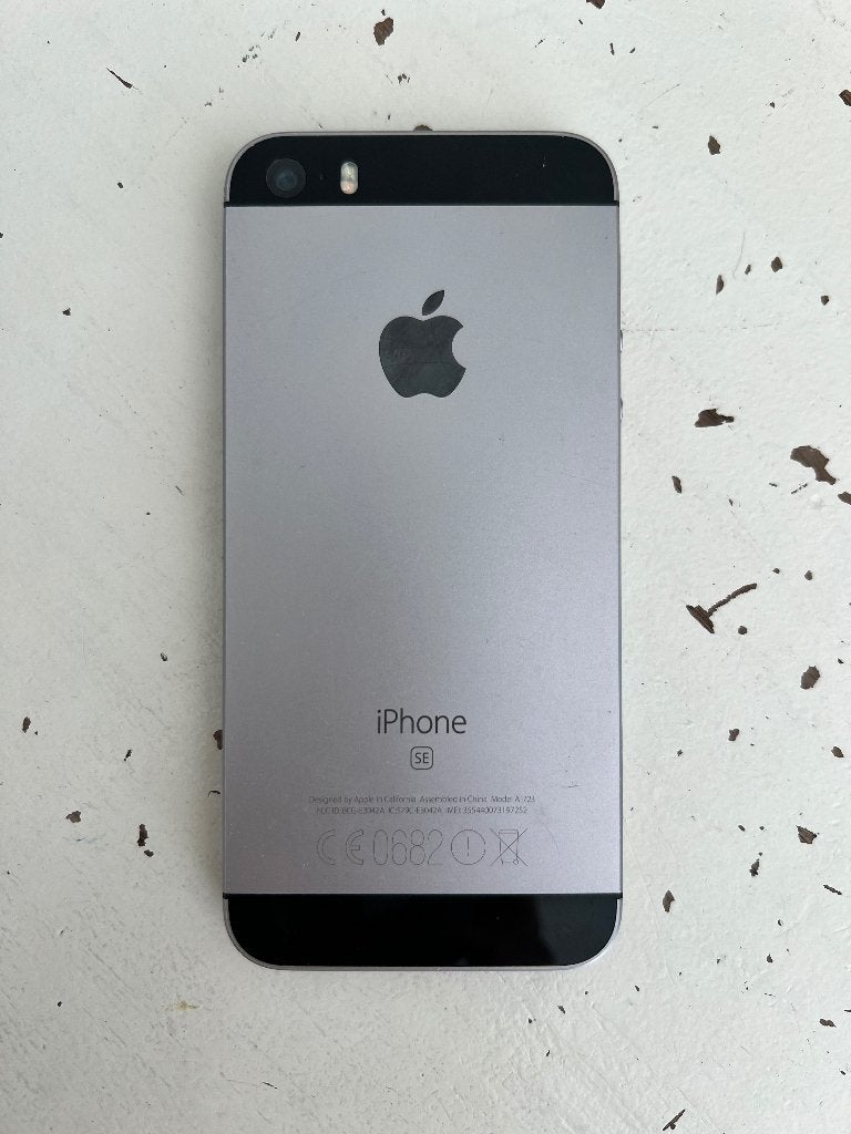iPhone SE 1e generatie (2016) – Spacegrijs – A1723, Telecommunicatie, 16 GB, IPhone SE (2016), Ophalen of Verzenden, Niet werkend
