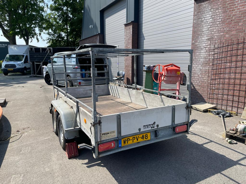 Henra aanhanger met zeil en rek - Zeil heeft een gat, Ophalen, Gebruikt
