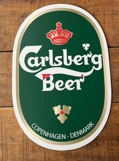 Carlsberg beer - reclamebord kunststof 37  24,5 cm, Verzamelen, Ophalen of Verzenden, Zo goed als nieuw, Reclamebord, Plaat of Schild