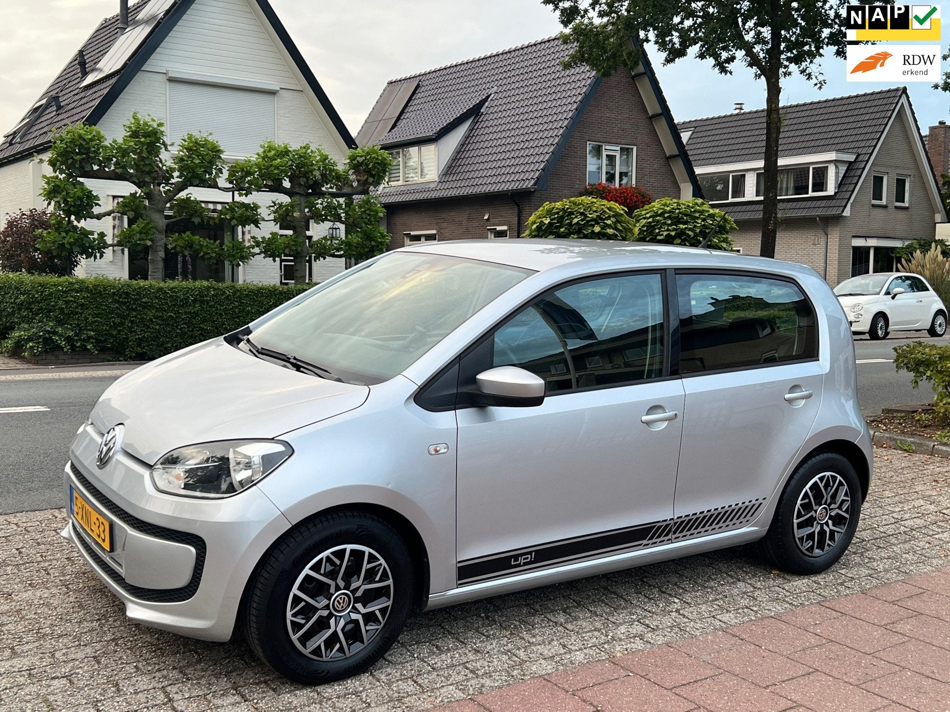 Volkswagen Up! 1.0 move up! BlueMotion DEALER ONDERHOUDEN NA, Voorwielaandrijving, Stof, Gebruikt, 840 kg
