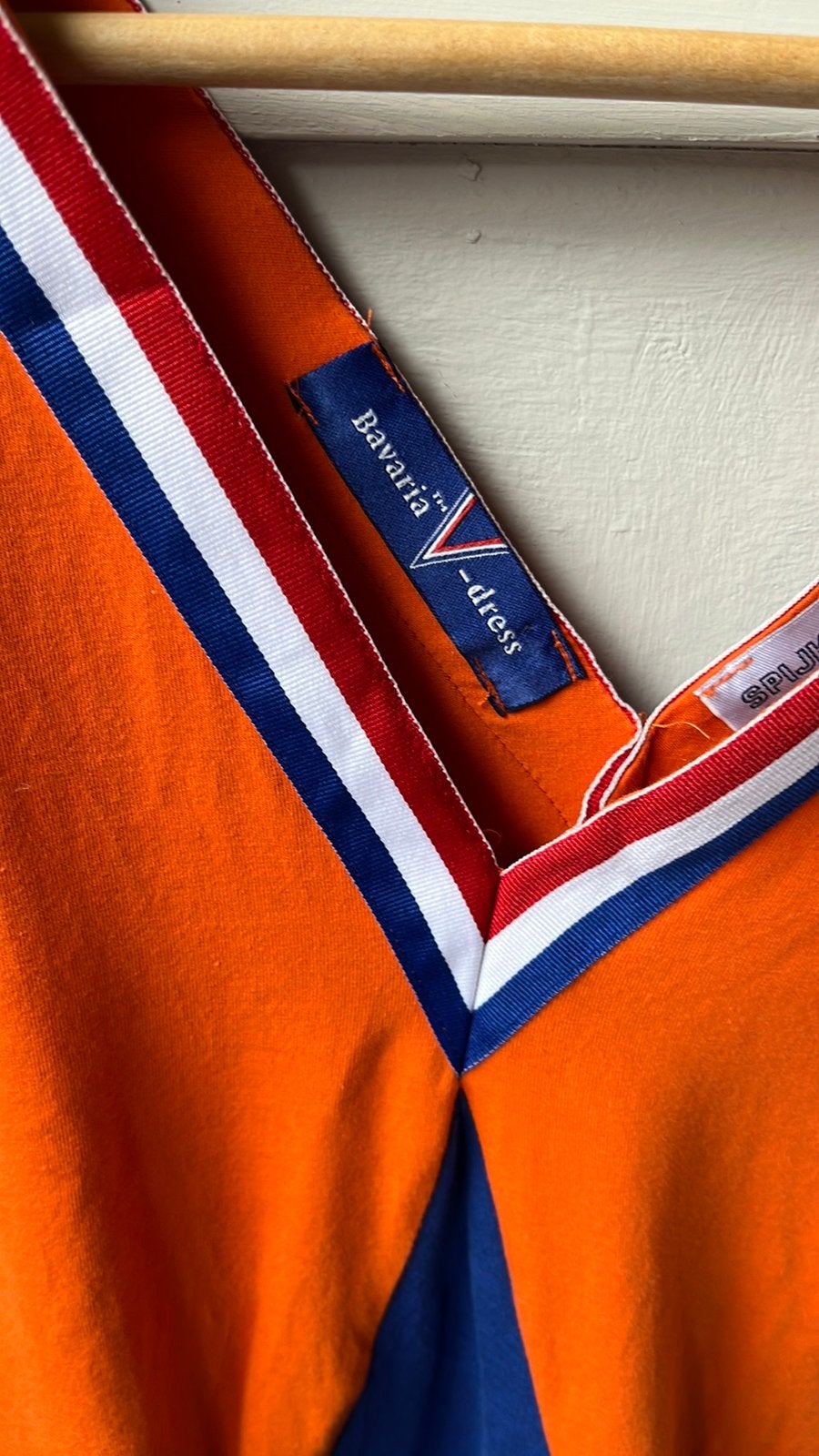 Jurkje oranje, Ophalen of Verzenden, Zo goed als nieuw, Oranje, Boven de knie