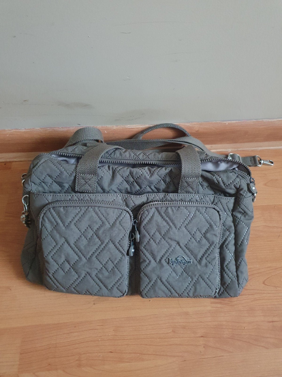 kipling schoudertas, Overige merken, Ophalen of Verzenden, Zo goed als nieuw, Meerdere opbergvakken