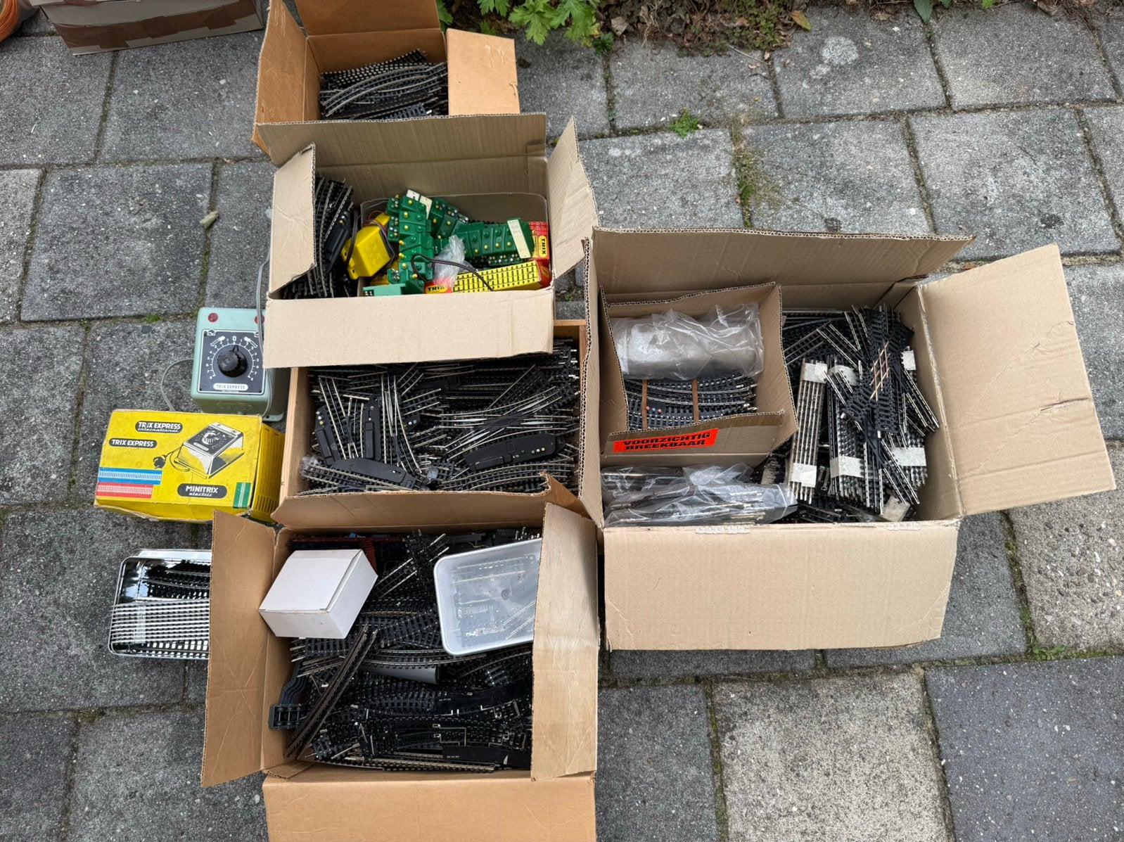 Trix Express HO enorme Hoeveelheid Rails Wissels elektrisch, Hobby en Vrije tijd, Gelijkstroom, Trix, Rails, Ophalen of Verzenden