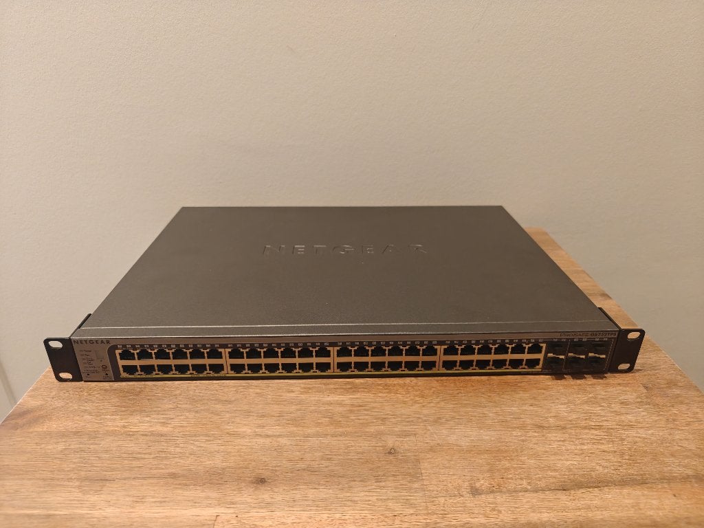 Netgear Prosafe GS752TPS, Ophalen, Gebruikt