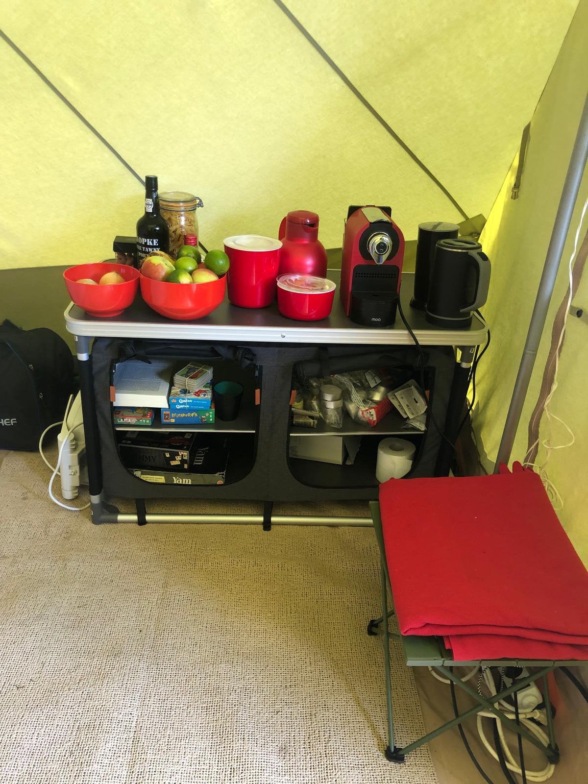 Campingkast en campingkeukenkast, Ophalen, Zo goed als nieuw, Campingkast