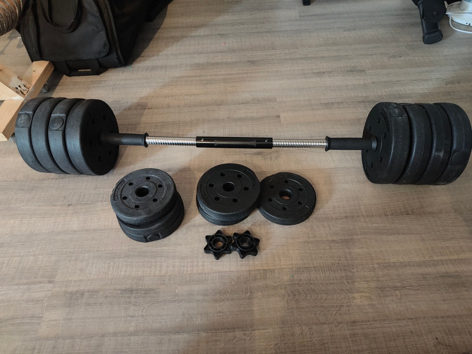 Barbell set met halterschijven, Sport en Fitness, Ophalen of Verzenden, Gebruikt, Rug, Halterset