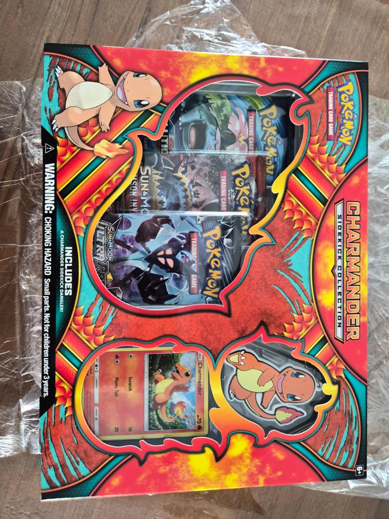 Charmander Sidekick Premium Collectie Pokémon TCG, Hobby en Vrije tijd, Verzamelkaartspellen | Pokémon, Ophalen of Verzenden, Nieuw