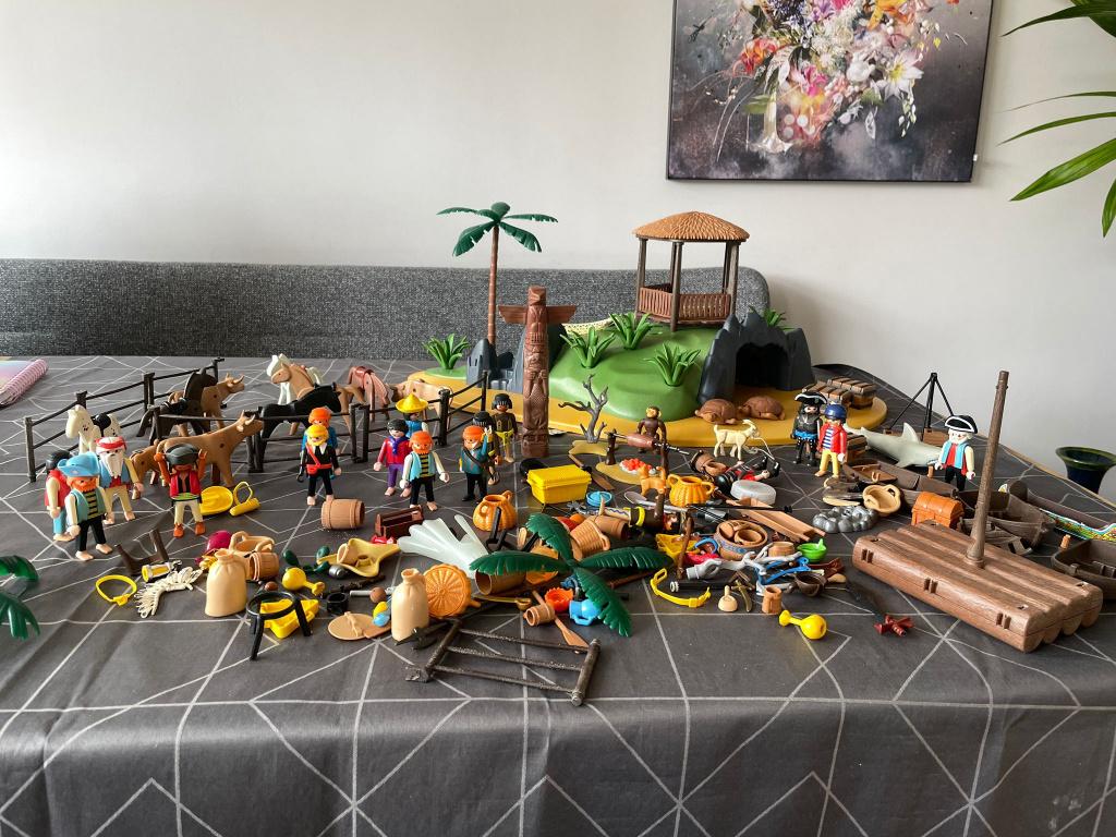 heel veel playmobiel, Ophalen, Zo goed als nieuw