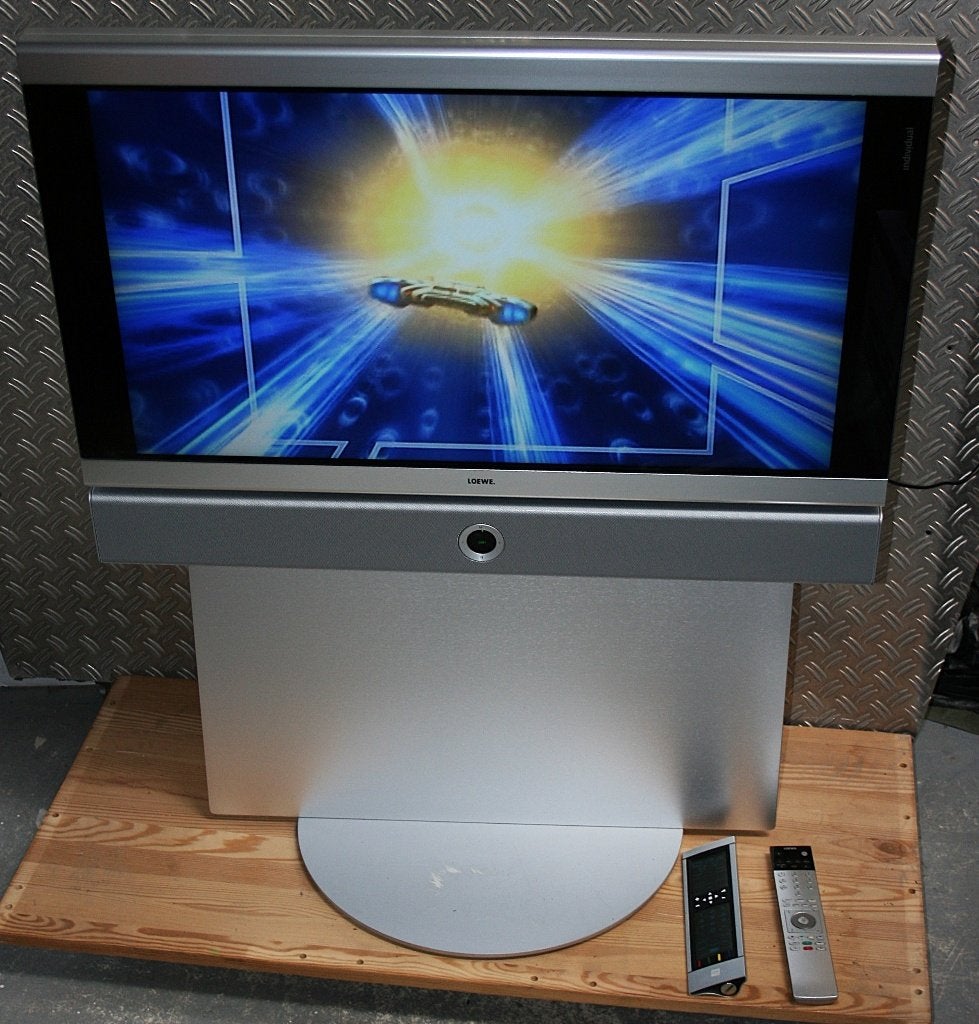 Loewe Individual 32 FHD op Paravent stand, bieden vanaf €120, Gebruikt, LCD, 80 tot 100 cm, 100 Hz
