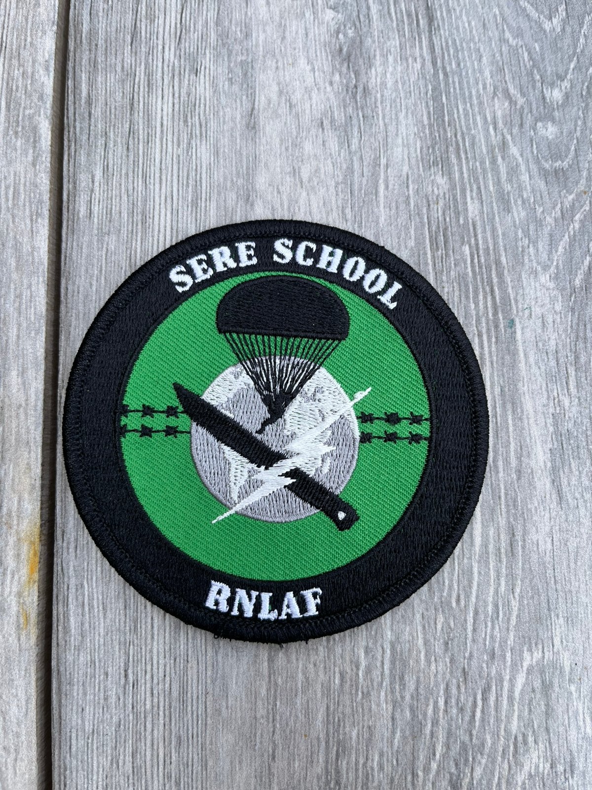 Embleem luchtmacht, Verzamelen, Militaria | Algemeen, Verzenden, Luchtmacht, Nederland, Embleem of Badge