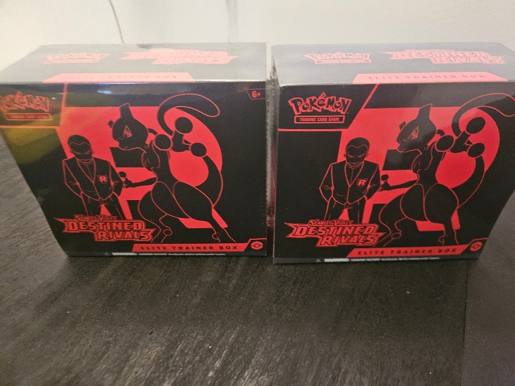 Destined rivals etb x2. Per stuk 115 euro., Ophalen, Nieuw, Overige typen