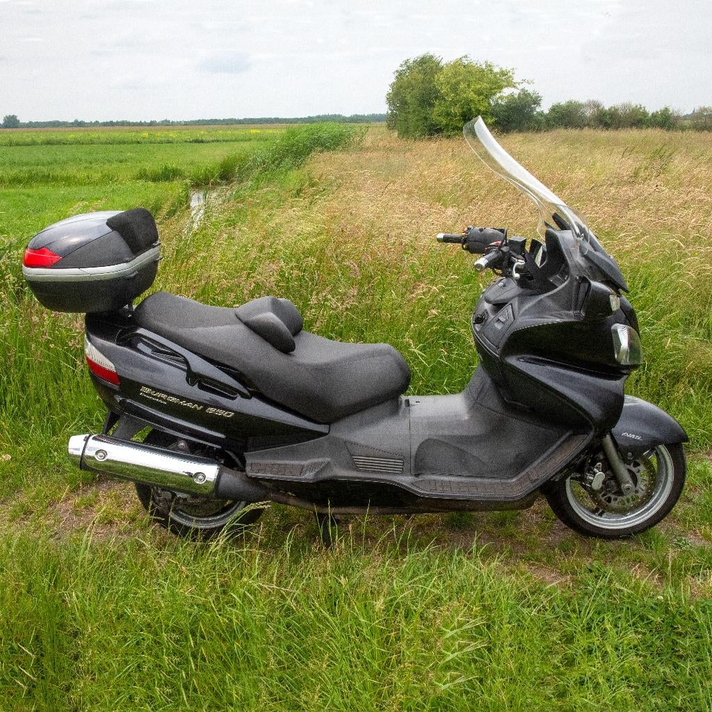 Suzuki AN 650 Burgman ABS Executive, gloednieuwe CVT, Motoren, 648 cc, Motorrijbewijs A, Gebruikt, Particulier