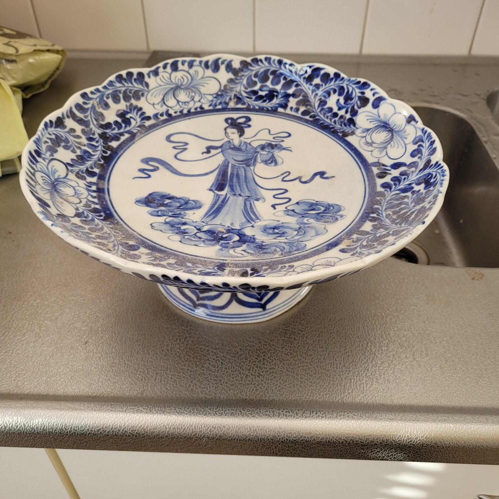 Antieke Chinese Blauw-Witte Porseleinen Fruitschaal, Ophalen