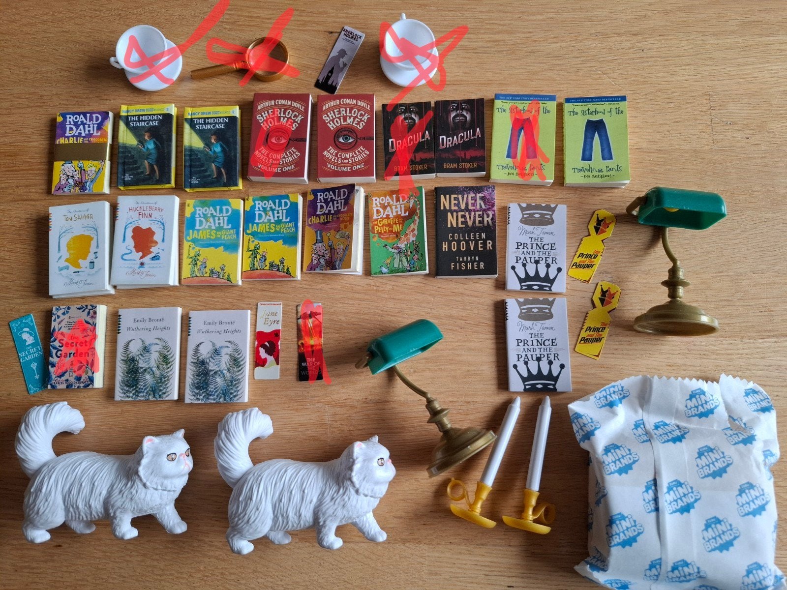 Mini brands books serie 2, Ophalen of Verzenden, Zo goed als nieuw
