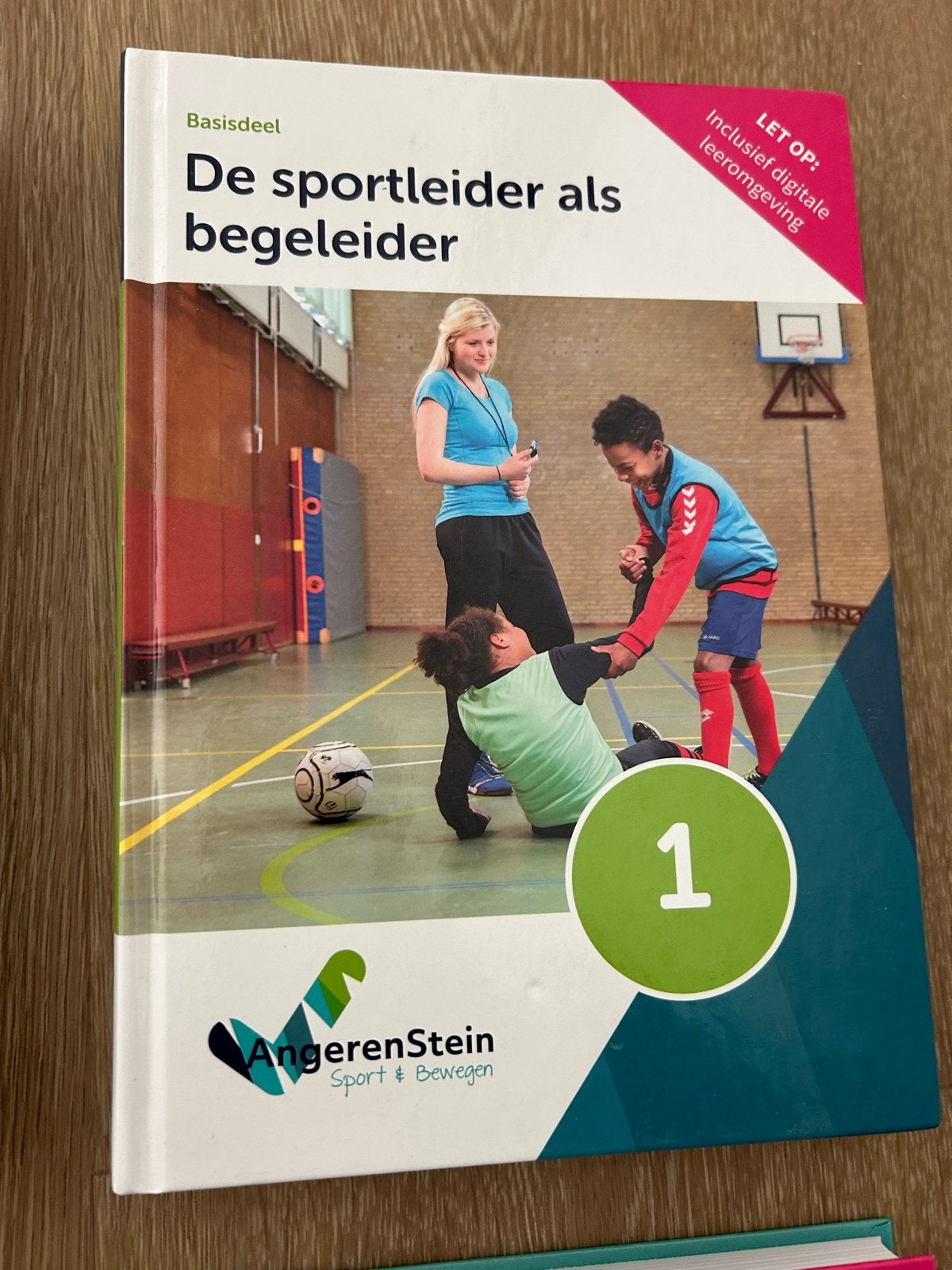 De sportleider als begeleider - Basisdeel 1 & 2, Ophalen of Verzenden, Zo goed als nieuw, Overige niveaus, Overige vakken
