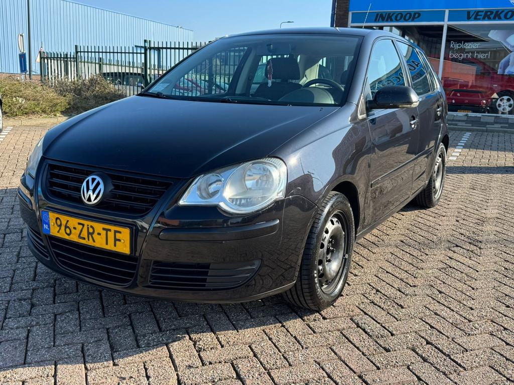 Volkswagen Polo 1.4-16V Comfortline, Voorwielaandrijving, 4 cilinders, Zwart, Bedrijf