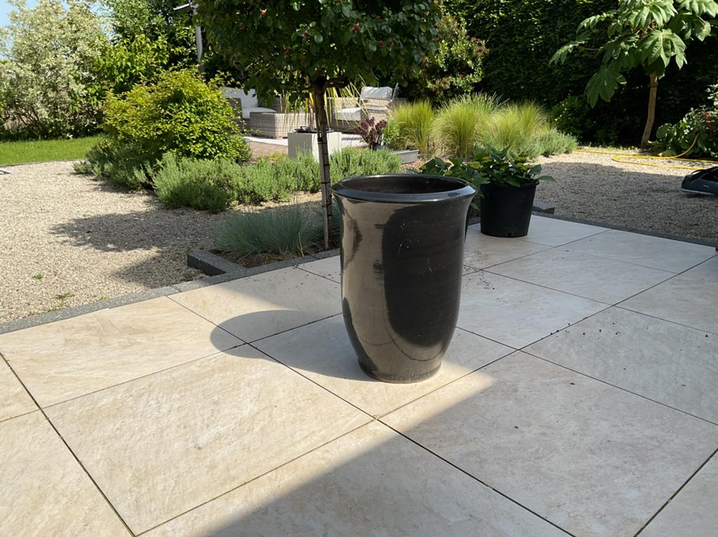 Plantenpot/bak  voor buiten .Zwart, Tuin en Terras, Ophalen, Zo goed als nieuw, Beton, Terrastegels