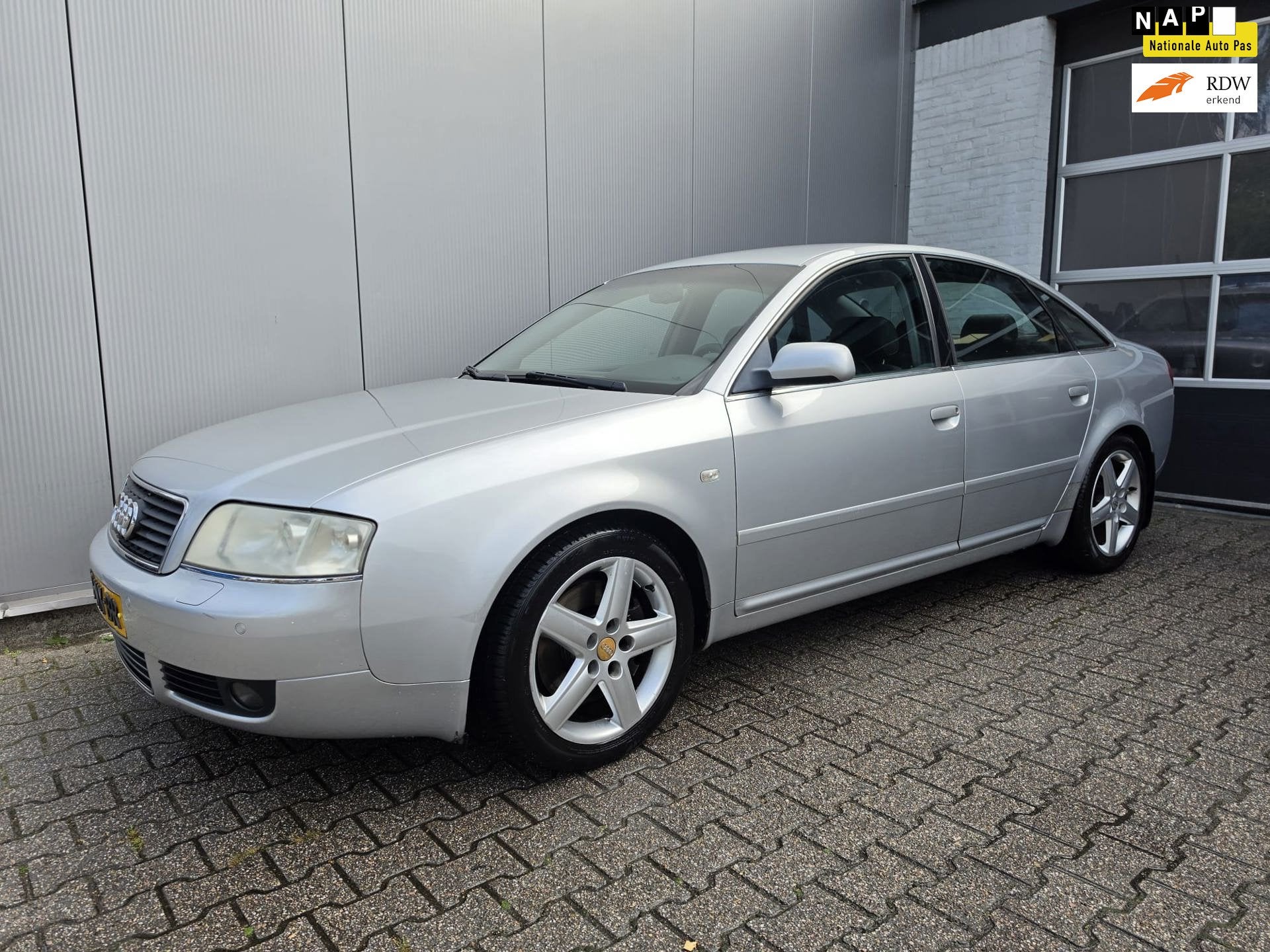 Audi A6 Limousine 3.0 MT automaat Youngtimer, Auto's, Xenon verlichting, Zwart, Bedrijf, Sedan