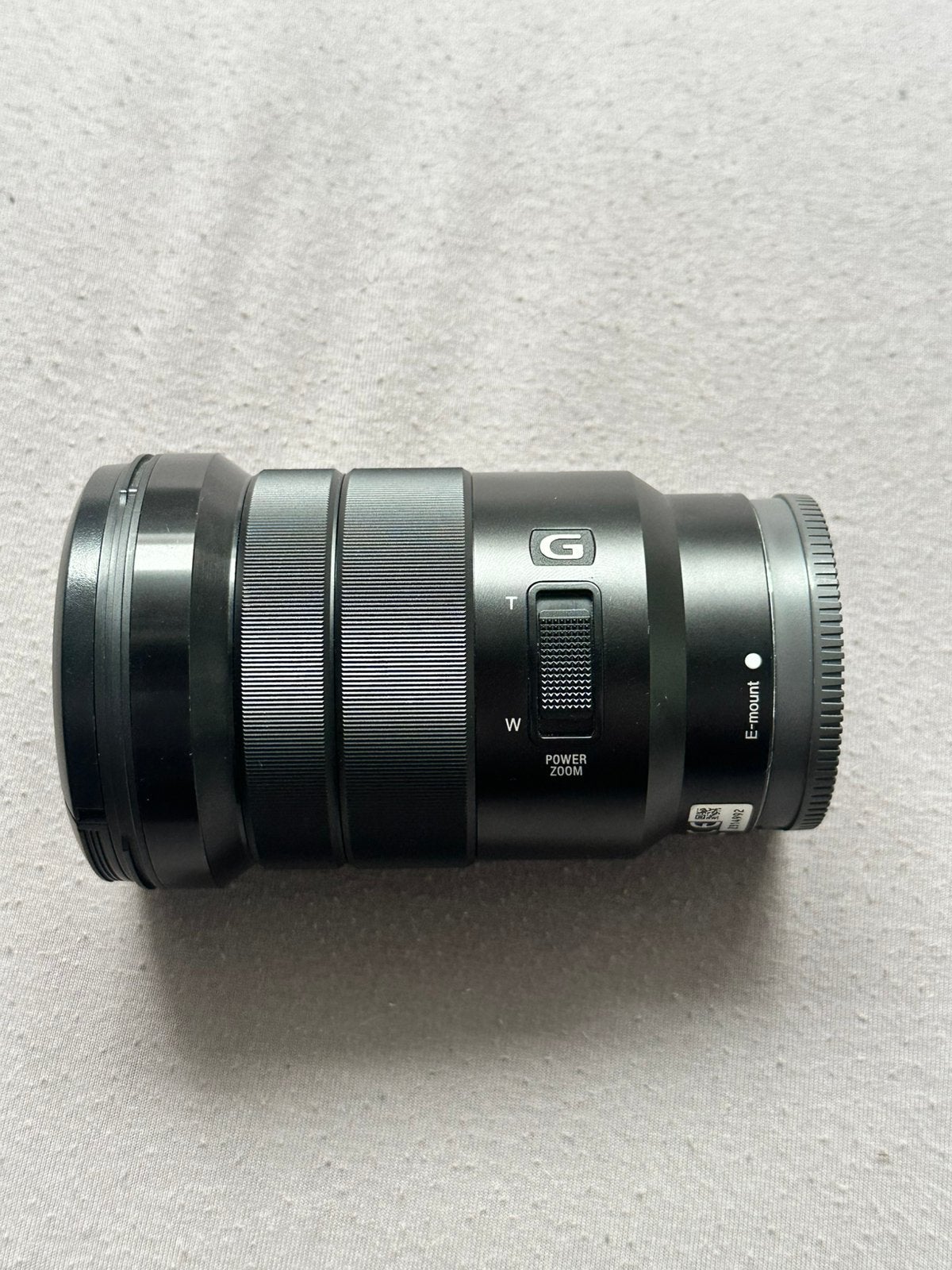 Sony g 18-105 f4, 18 mm, Zo goed als nieuw, Zonnekap, Telelens
