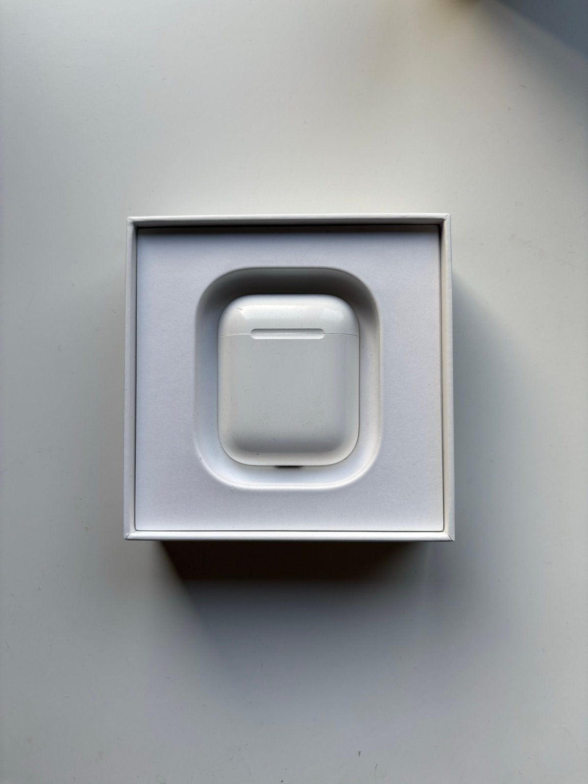 Foto 5 van Apple AirPods met oplaadcase (MV7N2ZM/A) - Geluidsprobleem