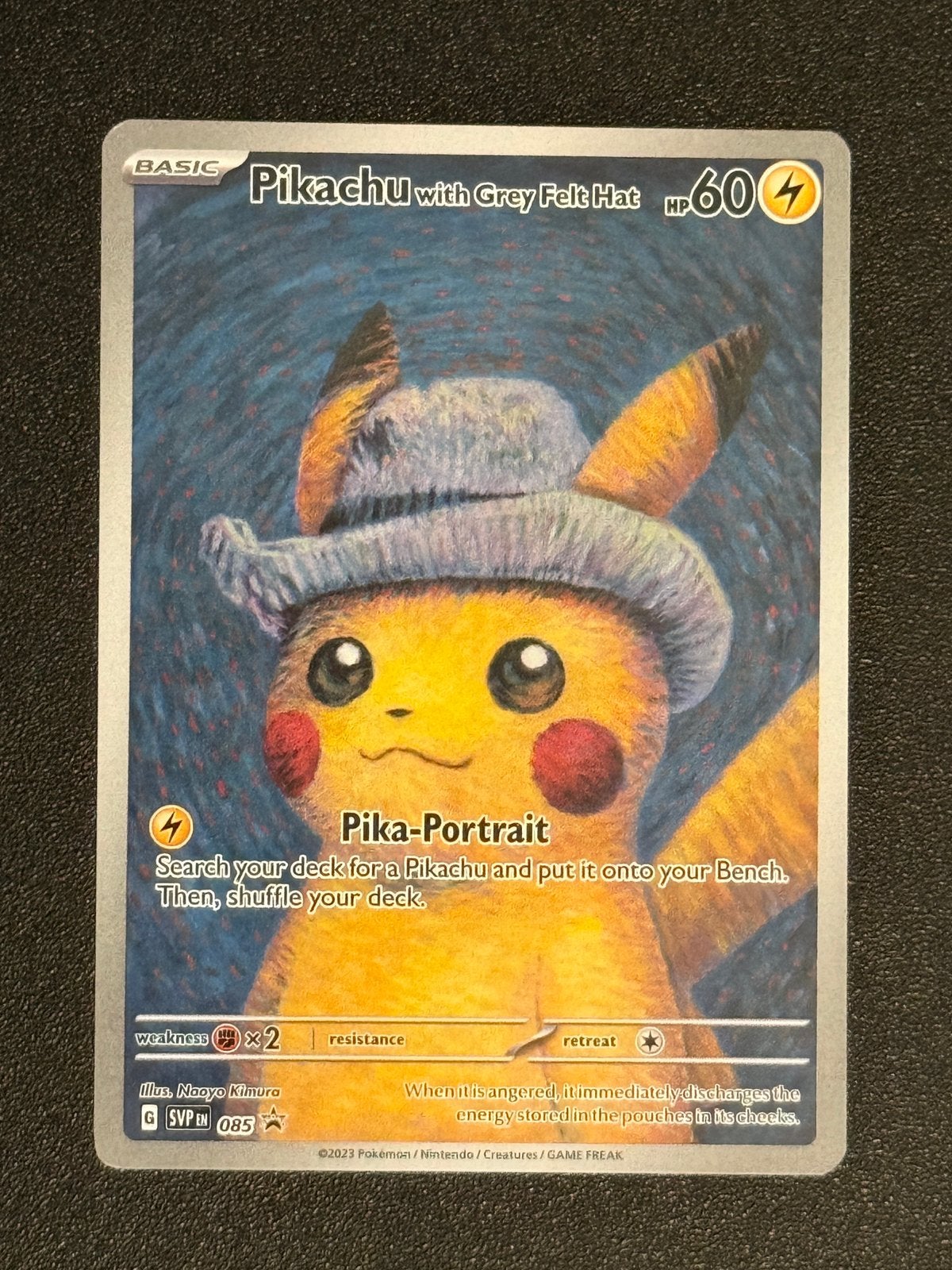 Pikachu Grey Felt Hat - Pokemon - Van Gogh Museum Promo, Hobby en Vrije tijd, Ophalen of Verzenden, Zo goed als nieuw, Losse kaart
