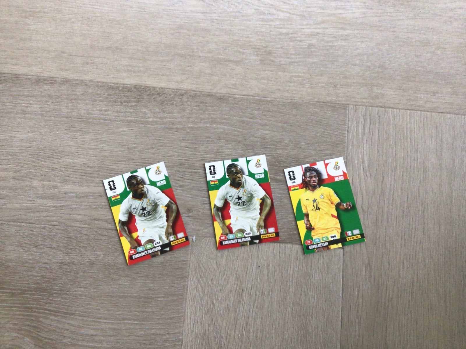 Panini Adrenalyn XL Ghana Voetbalkaarten nummer 211,208,211, Verzamelen, Speelkaarten, Jokers en Kwartetten, Ophalen of Verzenden