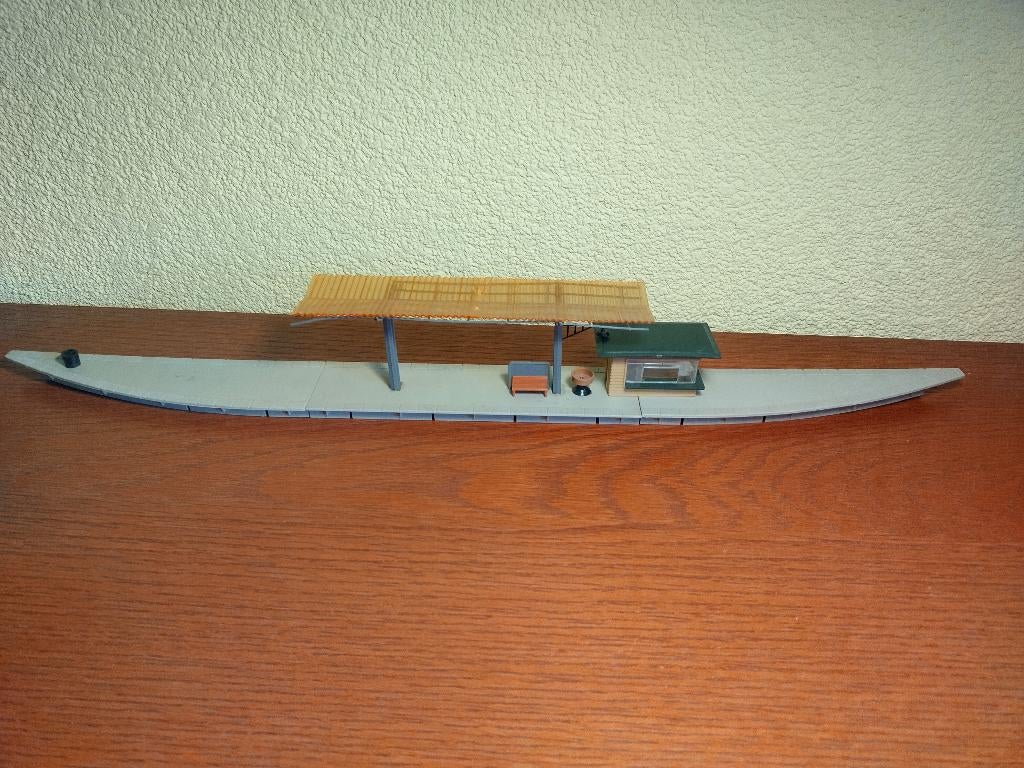 Faller B-191 - Perron met kioskje, Overige merken, Gebruikt, Gelijkstroom of Wisselstroom, Brug, Tunnel of Gebouw