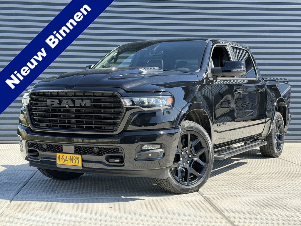 Dodge Ram 1500 LARAMIE Night SST Huricane 426 PK Panorama Da, Auto's, Automaat, Gebruikt, 2993 cc, Met garantie (alle)