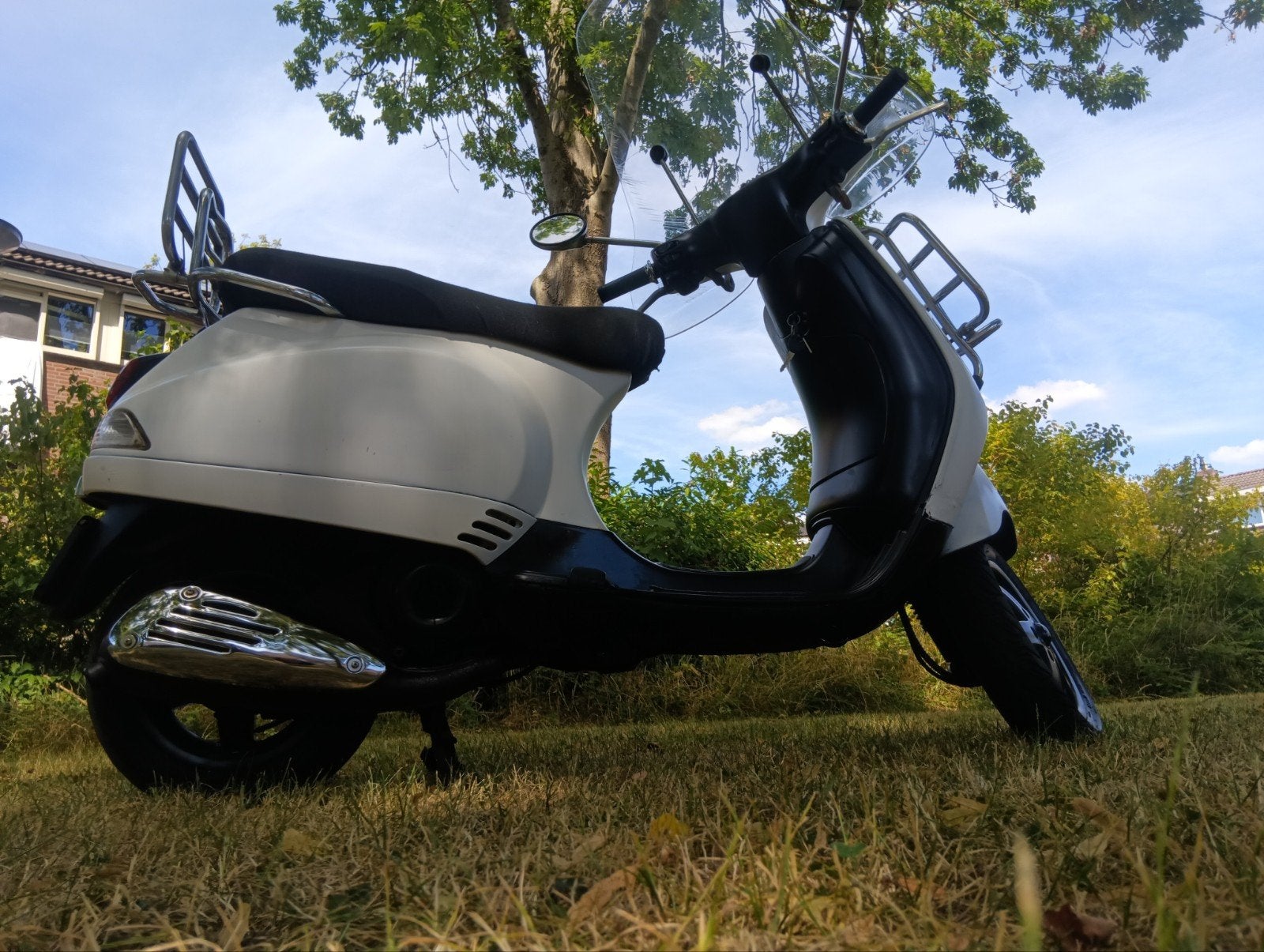 opknapper !! Vespa 2010 met chrome opties en windscherm, Ophalen, Gebruikt, Benzine, Overige modellen