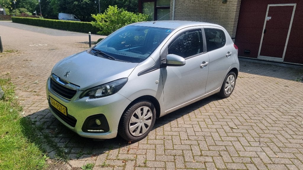 Peugeot 108 1.0 12V E-vti 51KW 5DR 10/2016 Airco Trekhaak, Voorwielaandrijving, Stof, Euro 6, Metallic lak