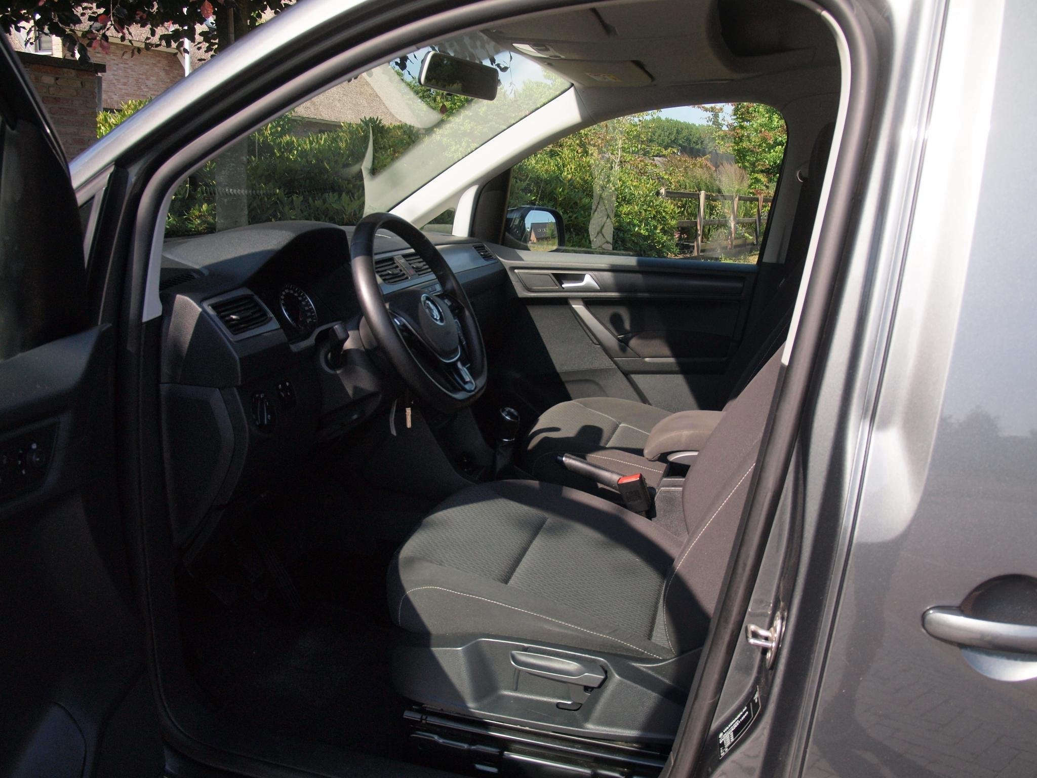 Volkswagen Caddy 1.0 TSI Trendline 7p 7-Persoons | Dubbele S, Stof, Gebruikt, 7 stoelen, Handgeschakeld