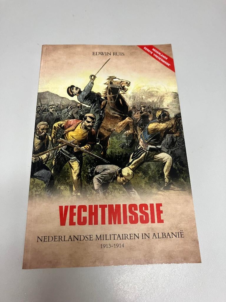 Vechtmissie Nederlandse militairen in Albanie, Boeken, Ophalen of Verzenden, Voor 1940, Gelezen, Algemeen