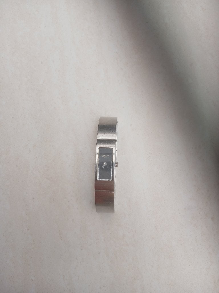 Horloge, Sieraden, Tassen en Uiterlijk, Horloges | Dames, Gebruikt, DKNY, Polshorloge, Overige materialen