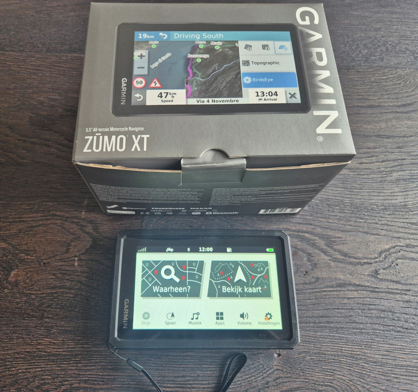Garmin Zumo XT Motorfiets Navigatie + Beschermhoes + mounts, Ophalen, Zo goed als nieuw