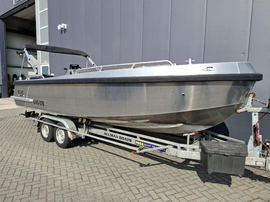 Alumax Bullit 660 Outboard, Watersport en Boten, Vis- en Consoleboten, 70 pk of meer, Alumax, Zo goed als nieuw, 2 m