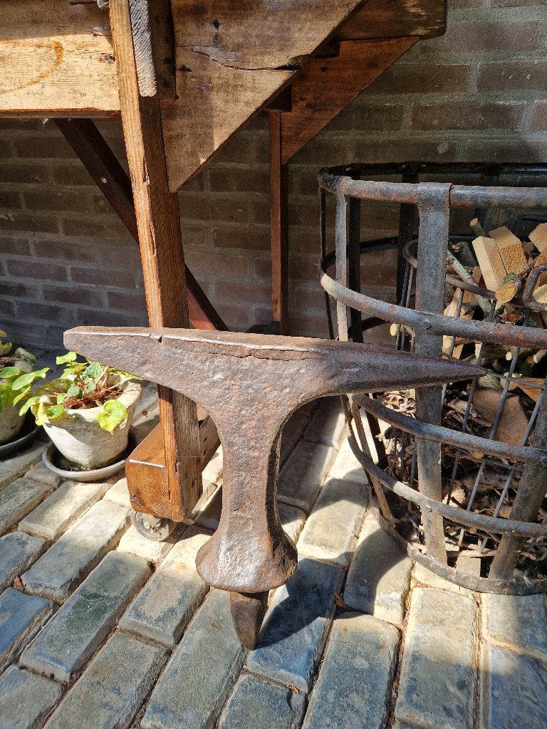 staakaambeeld - hoornijzer - speerhaak - aambeeld, Ophalen