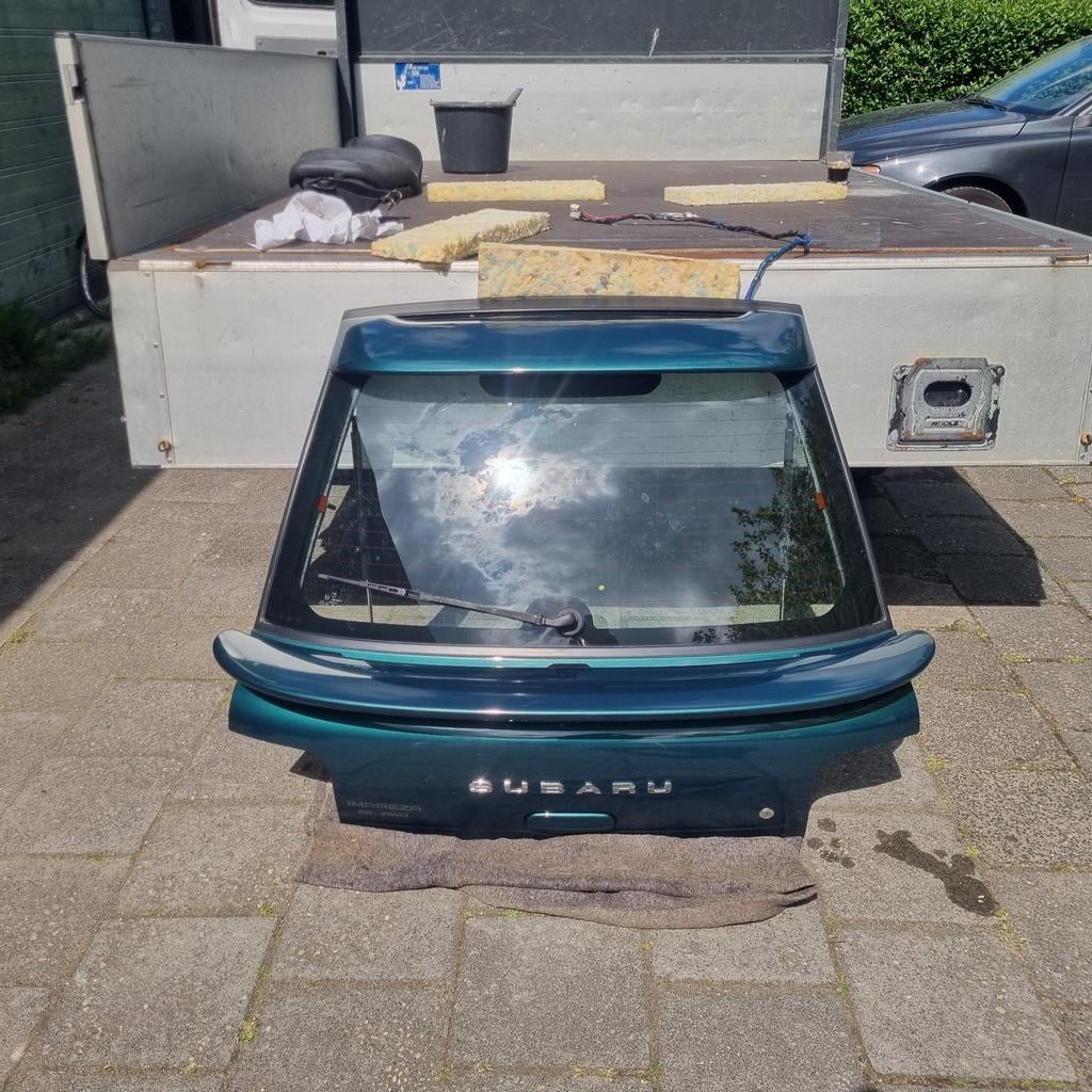Subaru impreza+ STI achterklep, Ophalen, Subaru, Achterklep