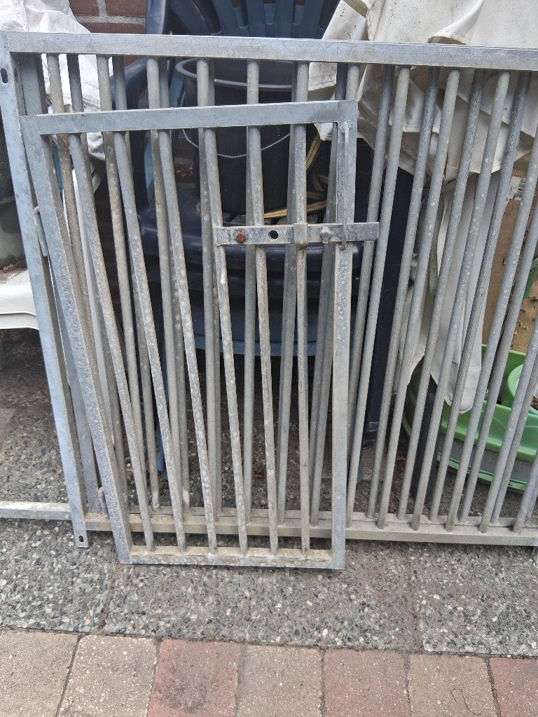 Kennel, Dieren en Toebehoren, Hondenhokken, Ophalen, Hondenkennel, 65 tot 100 cm, 110 cm of meer