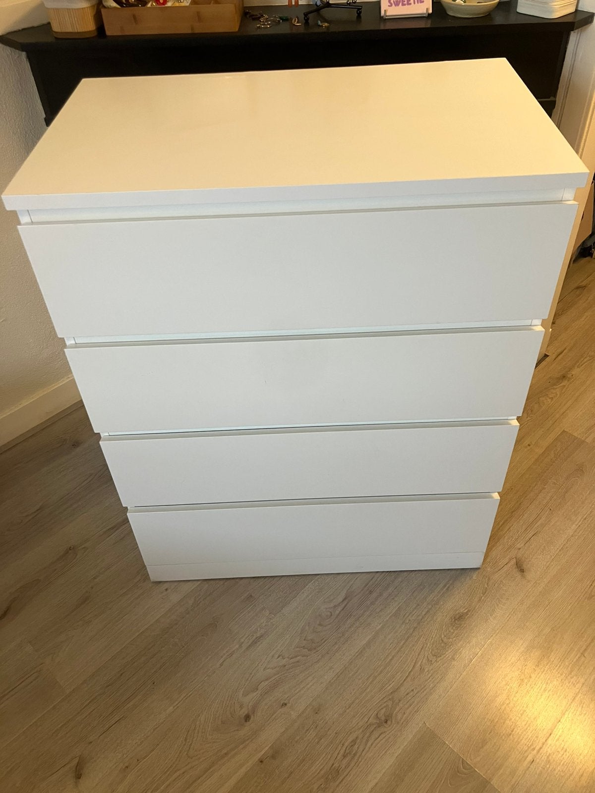 Malm ladekast Ikea wit, Ophalen, 50 tot 100 cm, Zo goed als nieuw, 3 of 4 laden