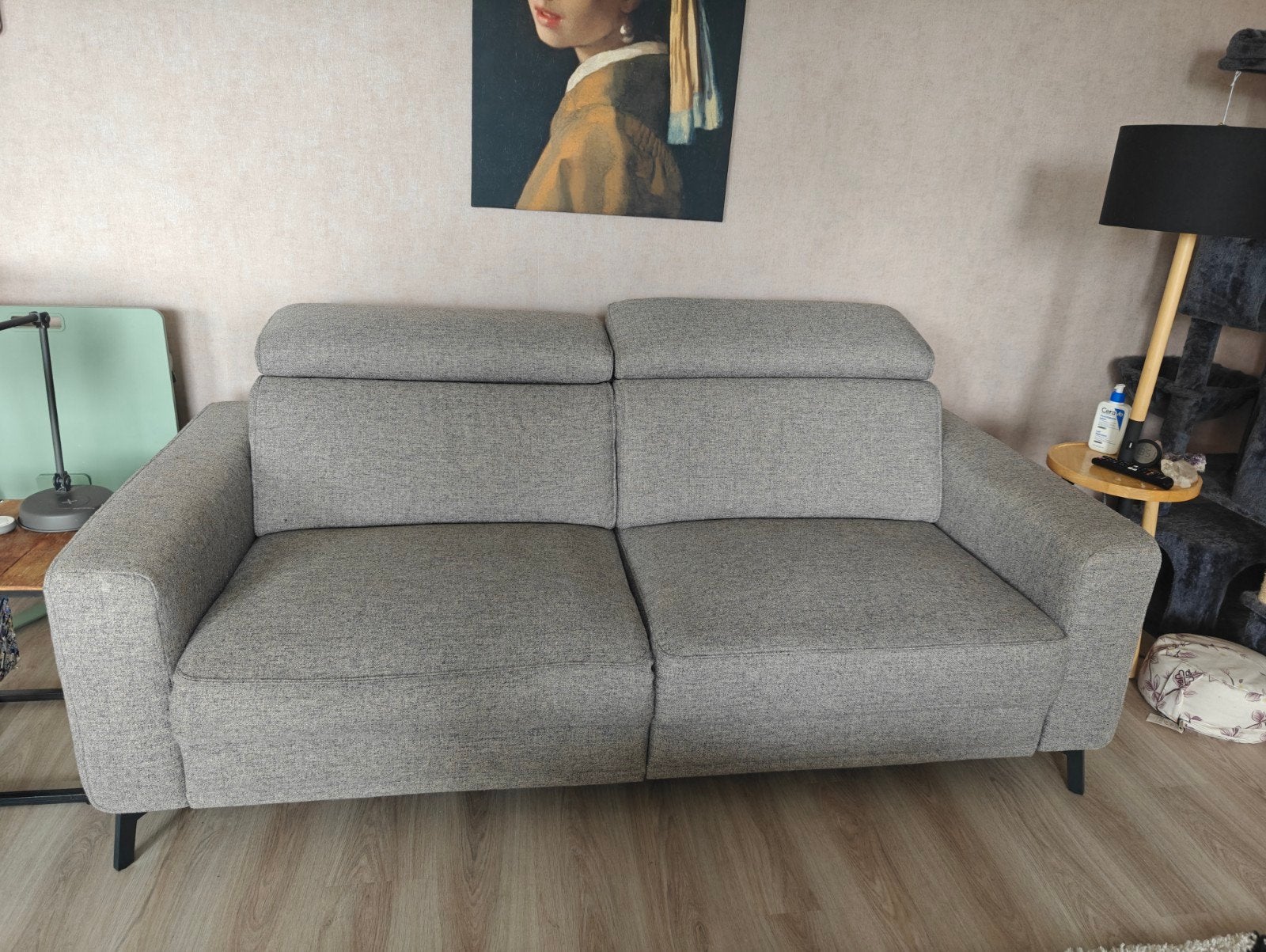 Grijze 2-zitsbank met relaxfunctie, Ophalen, Gebruikt, 150 tot 200 cm, Driepersoons