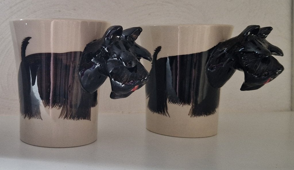 2 leuke bekers van Schotse Terriers 10 euro per stuk!, Ophalen of Verzenden, Beeldje of Figuurtje