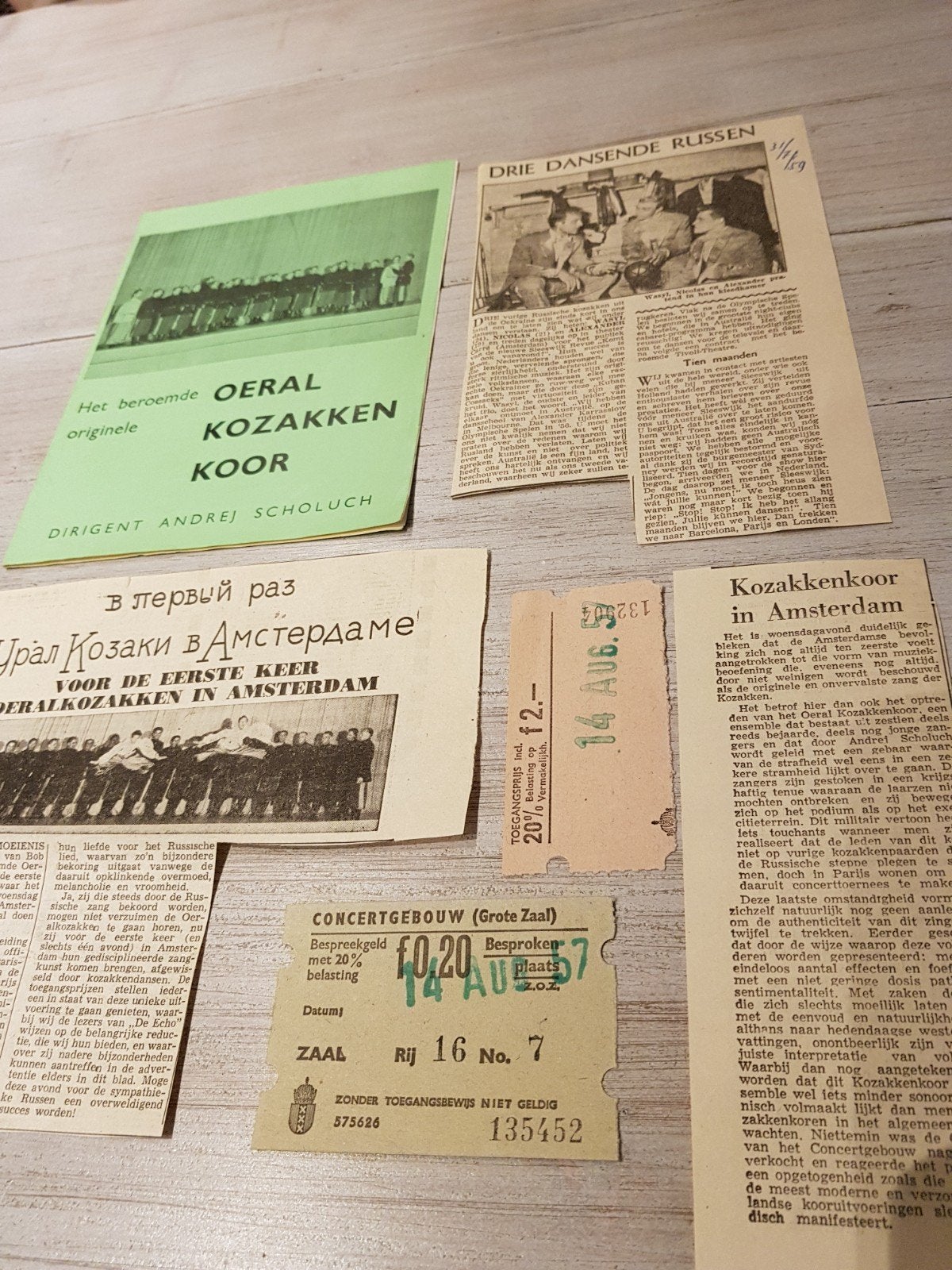 Concertgebouw 14 aug 1957
Brochure, kaartjes en knipsels, Tickets en Kaartjes, Twee personen, Augustus