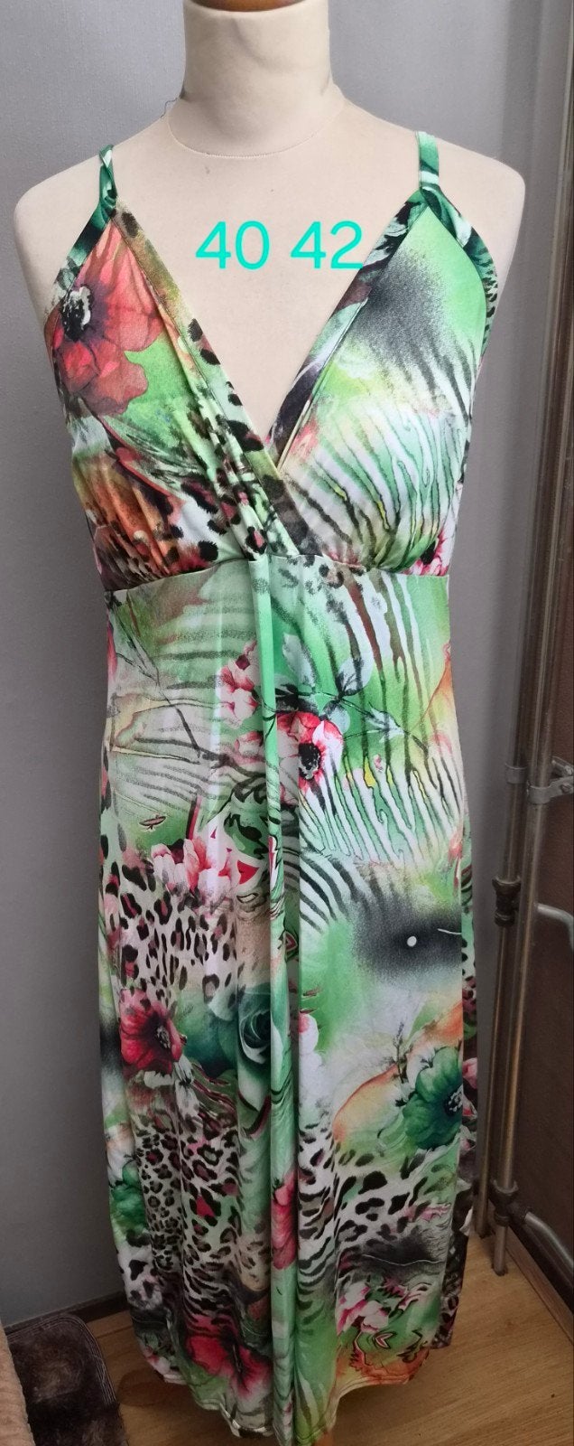 Magna jurk maat 40/42 nieuw, Kleding | Dames, Meerkleurig, Maat 42/44 (L), Nieuw, Ophalen of Verzenden