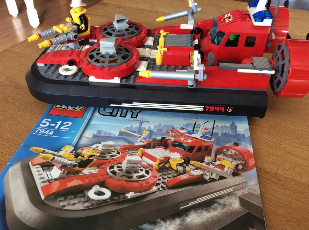 Lego brandweer hovercraft, 100% compleet met boek., Compleet, City, Lego, Ophalen of Verzenden