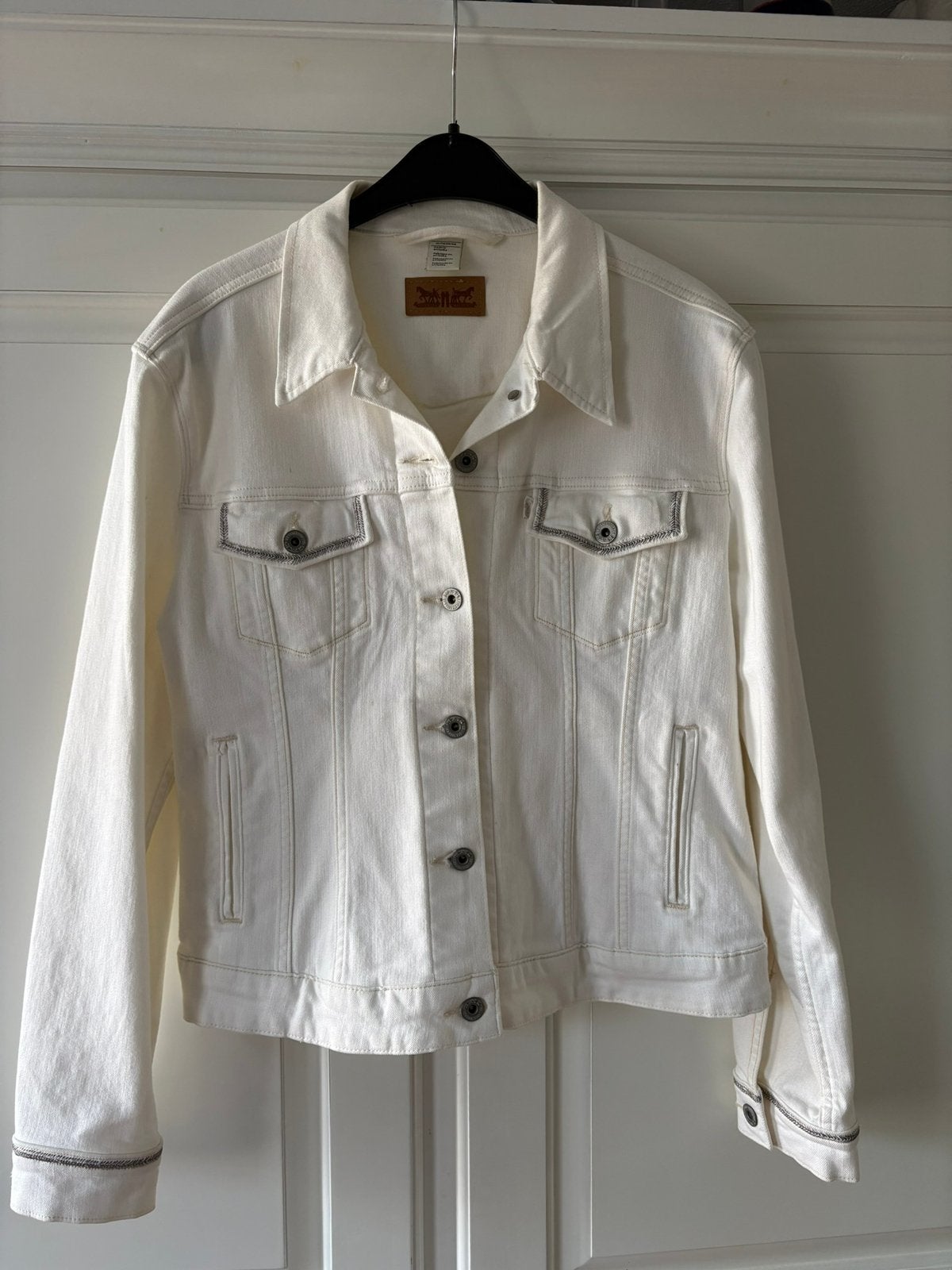 Spijkerjack Levi’s, Ophalen of Verzenden, Zo goed als nieuw, Maat 46/48 (XL) of groter, Wit