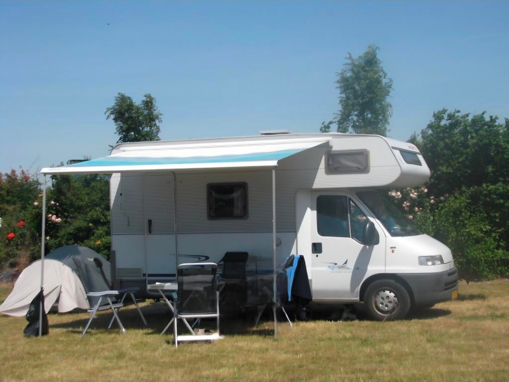Dethleffs camper. Instapklaar, Rondzit, Koelkast, Dethleffs